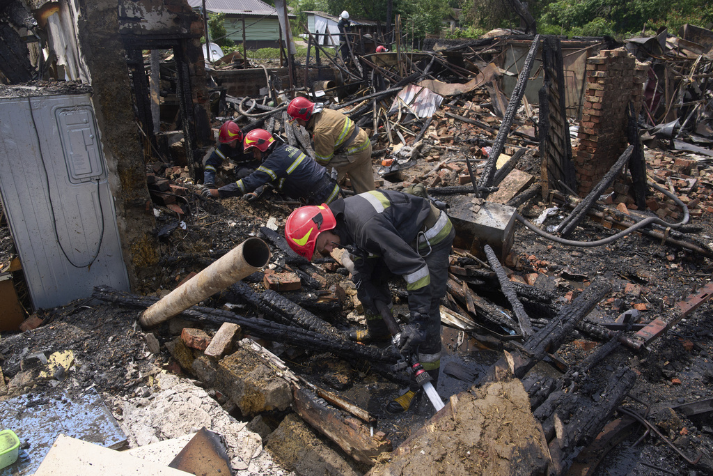 Ukraine Endures Nighttime Attack Amid Rising Tensions