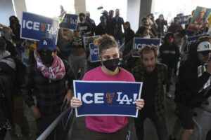 Mass Immigration Arrests in L.A. Trigger Flash Bang Clashes
