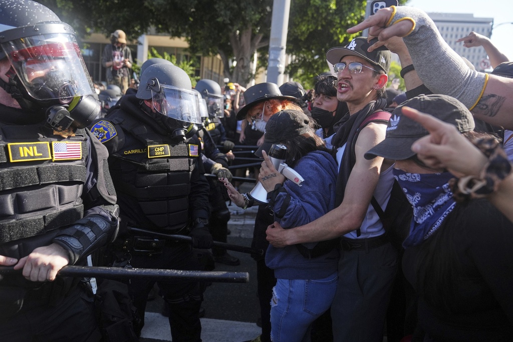 Trump Pardons Jan. 6 Rioters, Targets LA Protesters