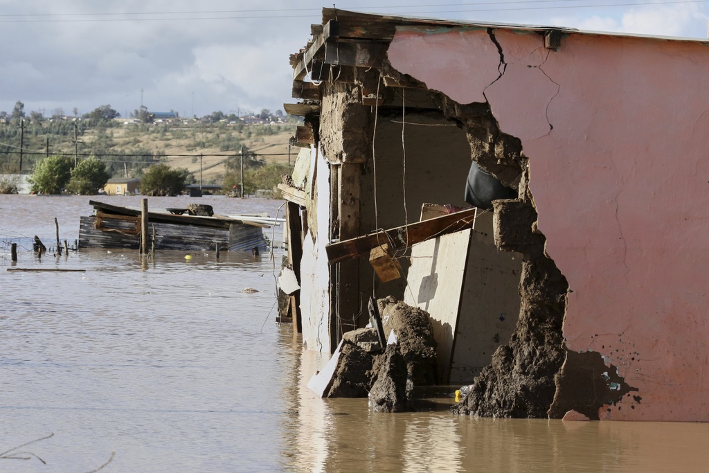 Deadly Flooding Hits Eastern Cape, Dozens Missing