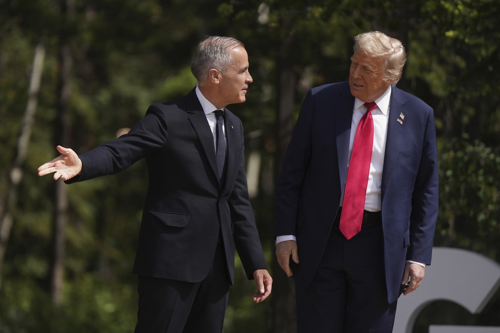 Trump Exits G7 as Mideast War Escalates, Warns Iran on Nukes