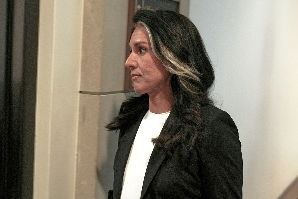 Trump Disagrees With Gabbard on Iran Nuclear Threat