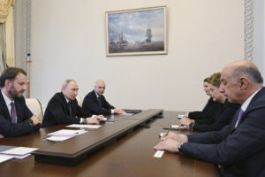 Putin Offers to Mediate Israel‑Iran Conflict Diplomacy