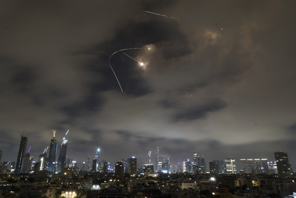 Trump Confirms US Bunker-Buster Strikes in Iran: News Summary