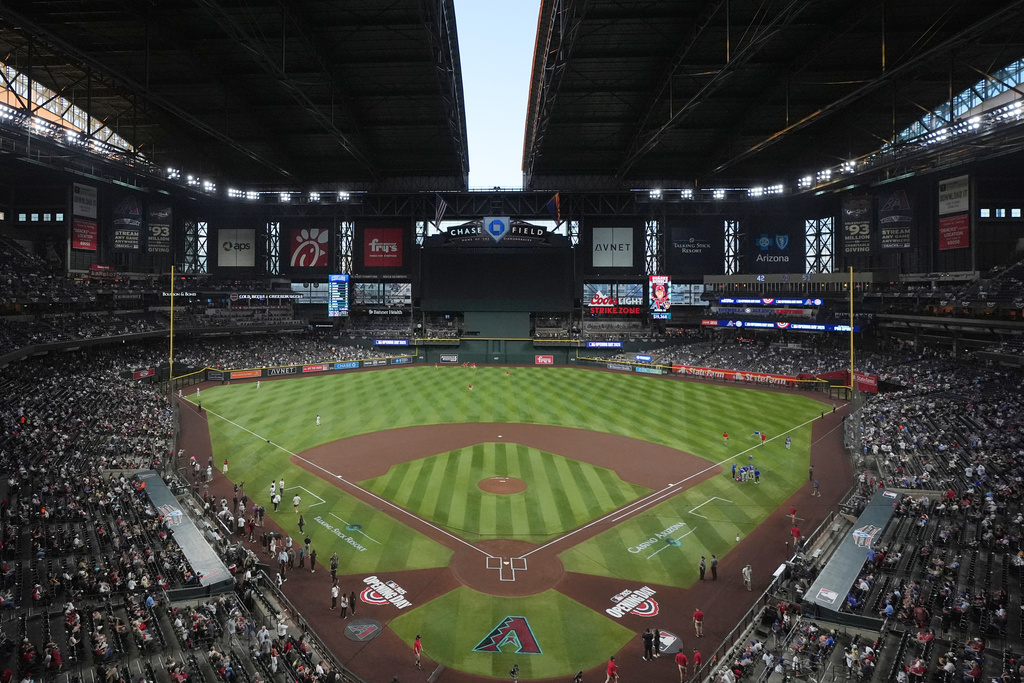 Arizona Backs $500M Chase Field Renovation Deal