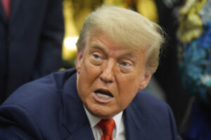 Trump Blames AT&T for Conference‑Call Technical Glitch