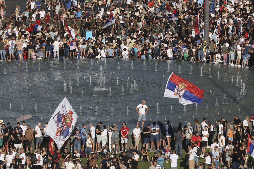 Massive Belgrade Rally Demands Serbia’s Early Elections