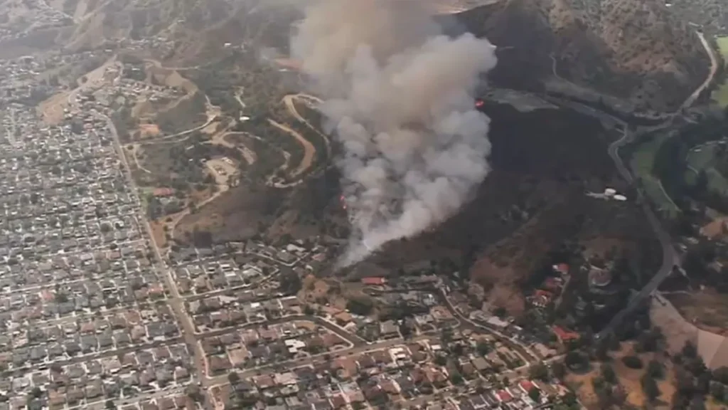 Bethany Fire Near Burbank Homes Triggers Evacuations