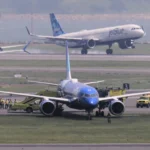 No Injuries as JetBlue Plane Veers Off Runway