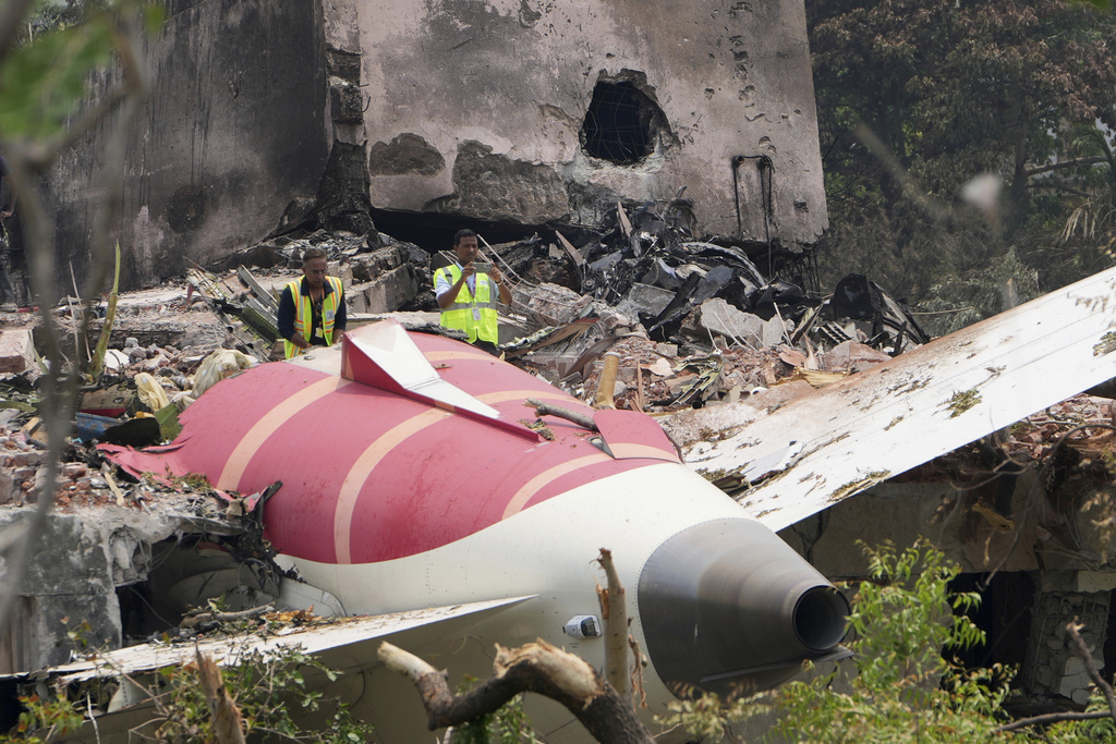 Air India Crash Linked to Fuel Switch Error