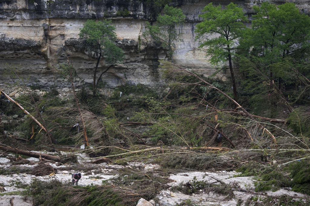 Central Texas Flash Floods Devastate Camp, Kill 43