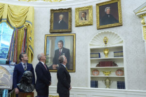Trump Picks Presidential Portraits Based on Frame Style