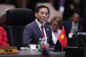 Anwar Warns of Weaponized Trade Amid U.S. Tariff Threat