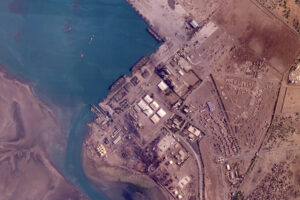Houthi Rebels Sink Cargo Ship in Red Sea