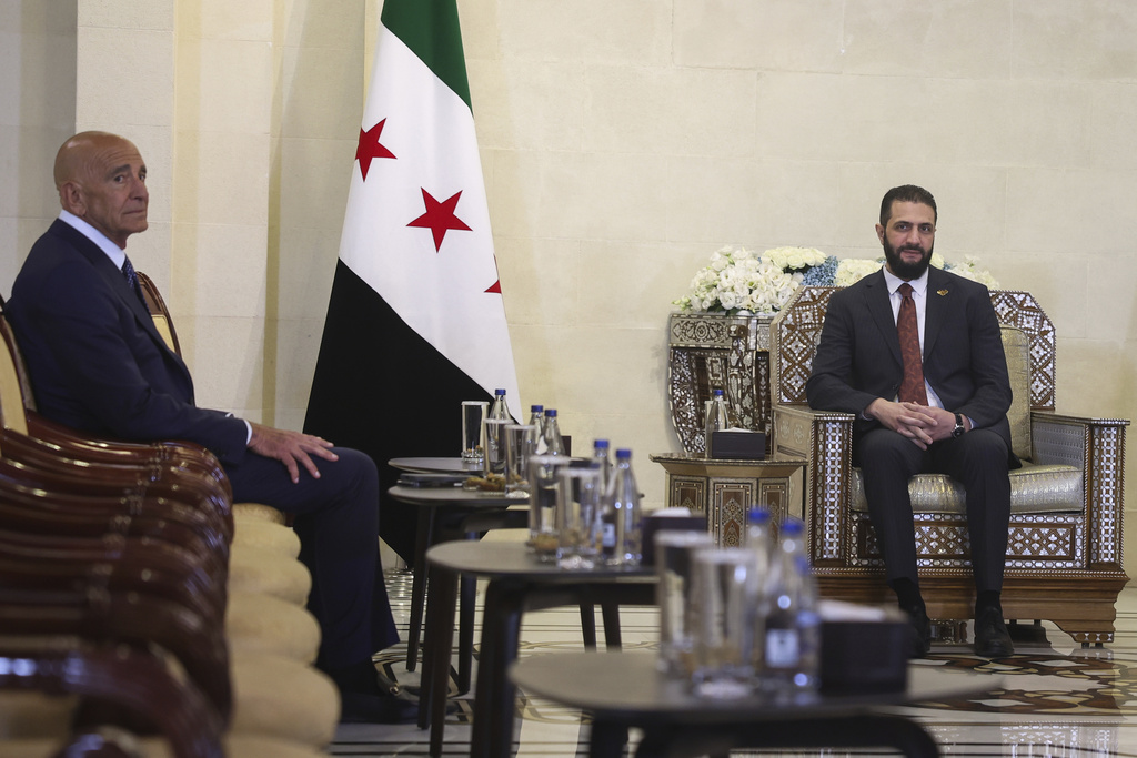 Syria and Kurds Struggle Over Military Merger Plan