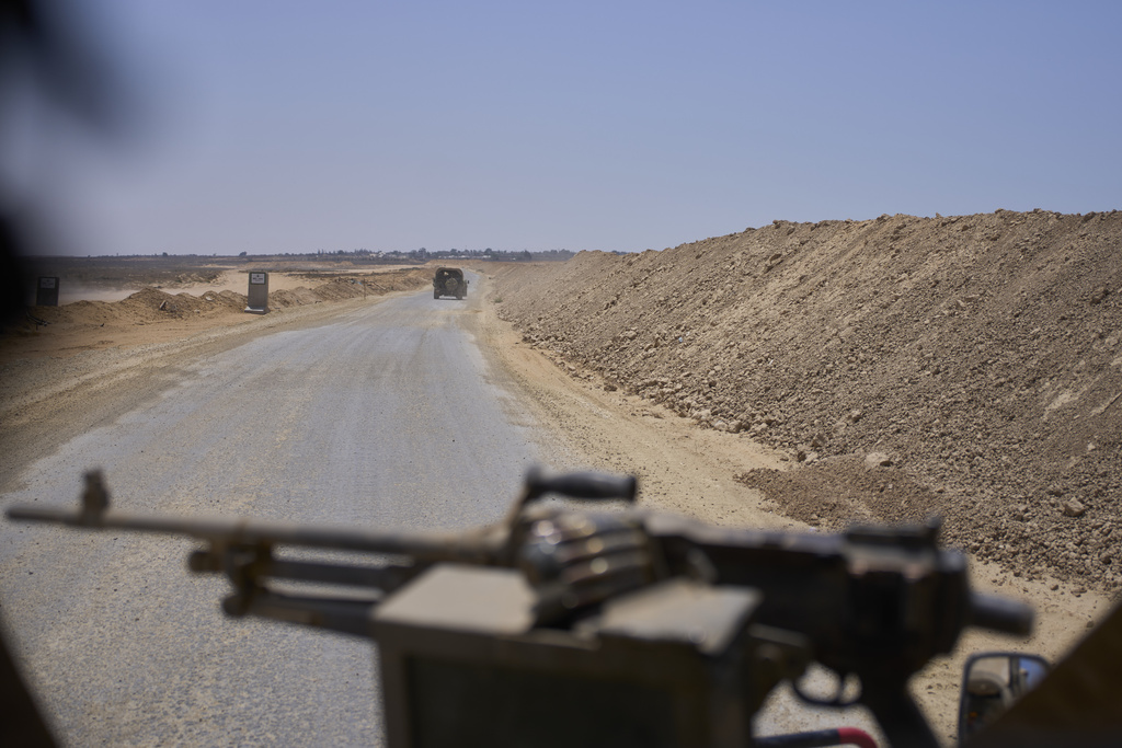 Ceasefire Talks Strain Over Israeli Troop Presence