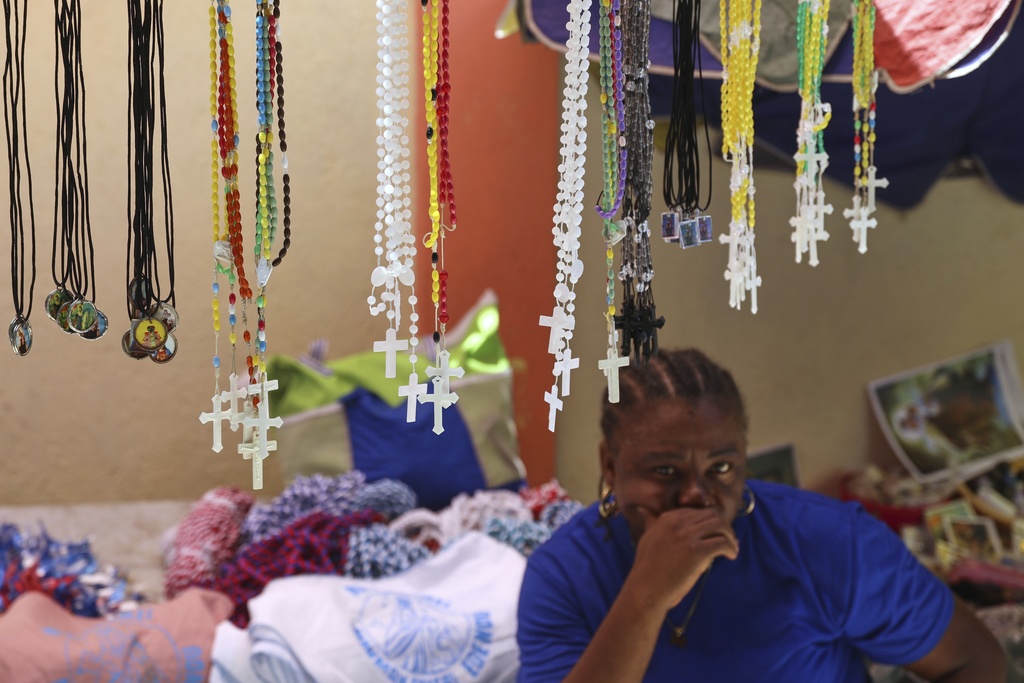 Gangs Control Saut-d’Eau, Pilgrims Seek Refuge in Port-au-Prince