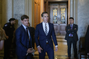 Hawley’s Stock Ban Bill Triggers Trump Backlash