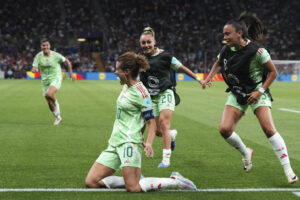 Girelli’s Late Header Sends Italy to Semifinals
