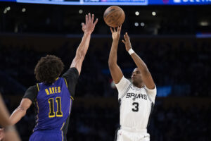 Clippers Sign Chris Paul for 21st NBA Season