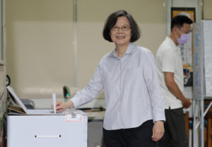 Taiwan Recall Vote Fails, Opposition Lawmakers Retain Seats