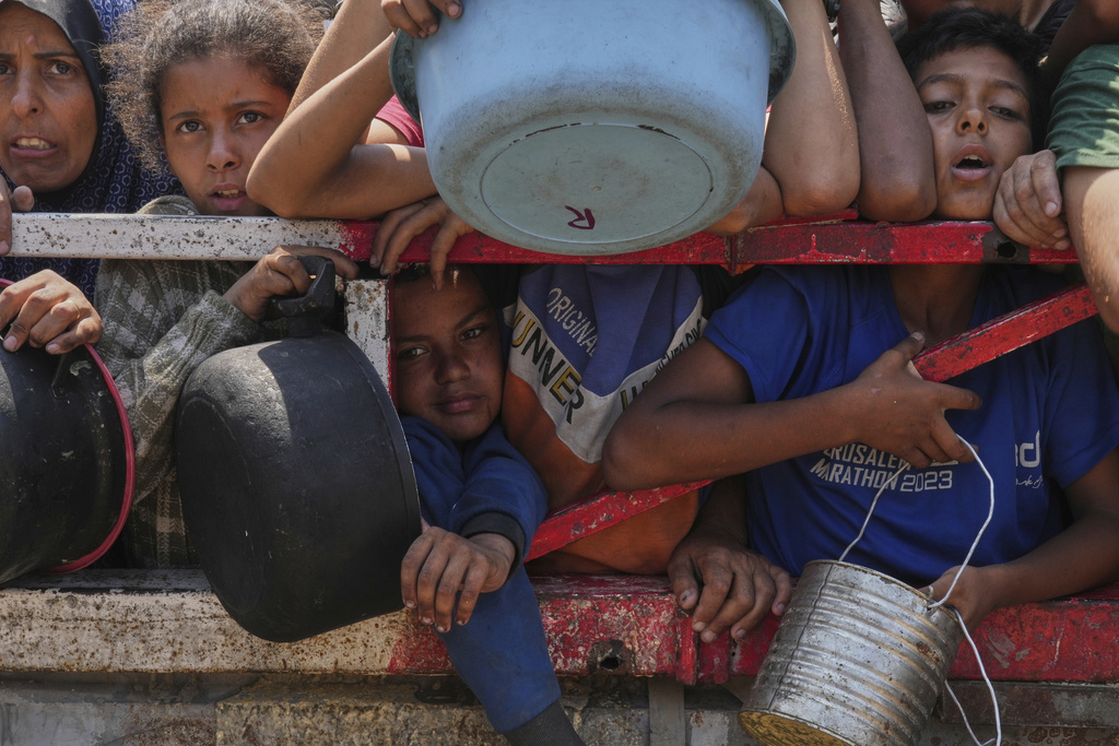 Desperation in Gaza Undermines Humanitarian Food Deliveries