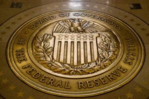 Fed Keeps Interest Rates Unchanged Despite Inflation Risks