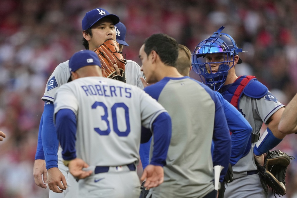 Ohtani Exits Mound Early in Dodgers Comeback Start