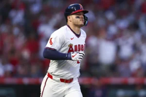 Trout Returns Home, Nears Milestones in Philly Series