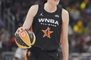 Liberty’s Breanna Stewart Injured vs. Sparks Game